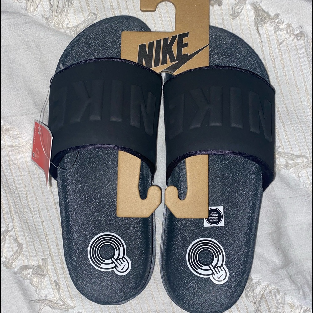 Nike slides
